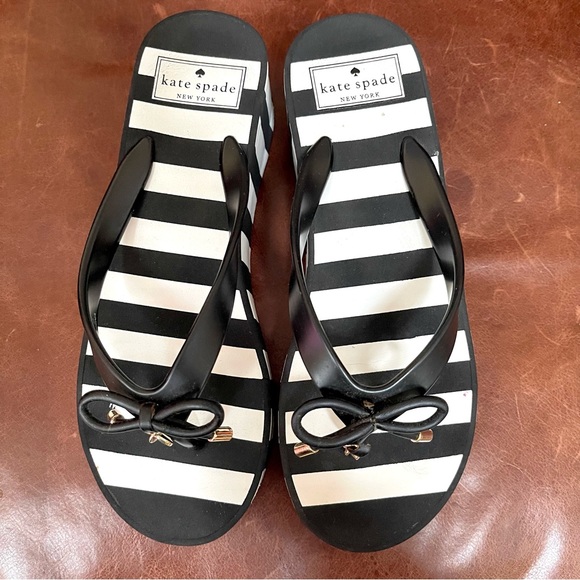 Kate Spade Platform Wedge Thong Style Slip On Sandals - Picture 9 of 10
